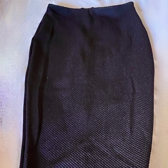 Nookie Black Sexy Cropped Knit Top and Pencil Skirt in size 10 - Picture 3 of 8